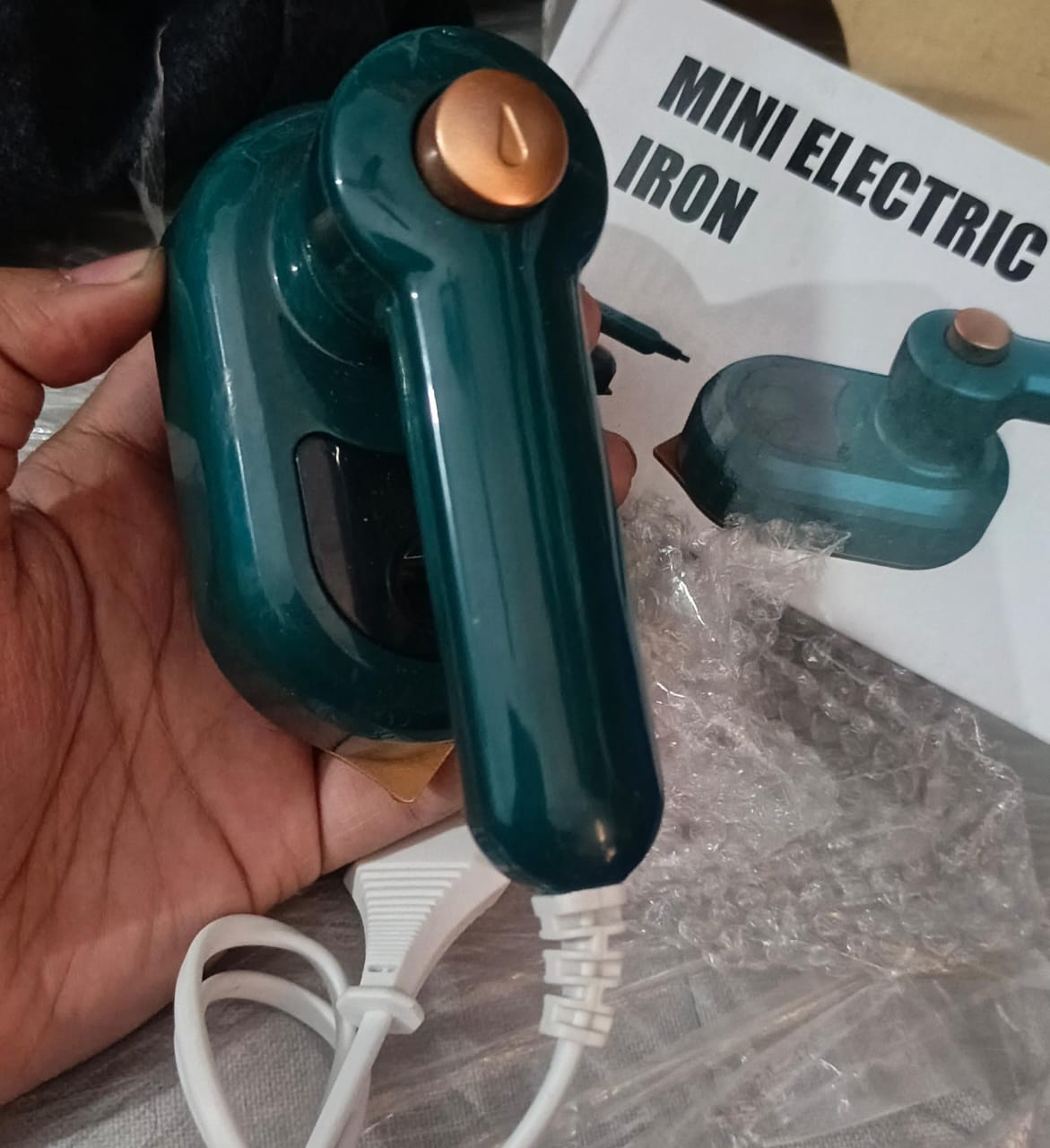 2 in 1 Portable Handheld Steam Iron | Mini Dry & Wet Garment Steamer with Water Spray for Travel & Home